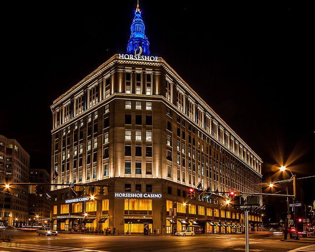 hotel near horseshoe casino indiana