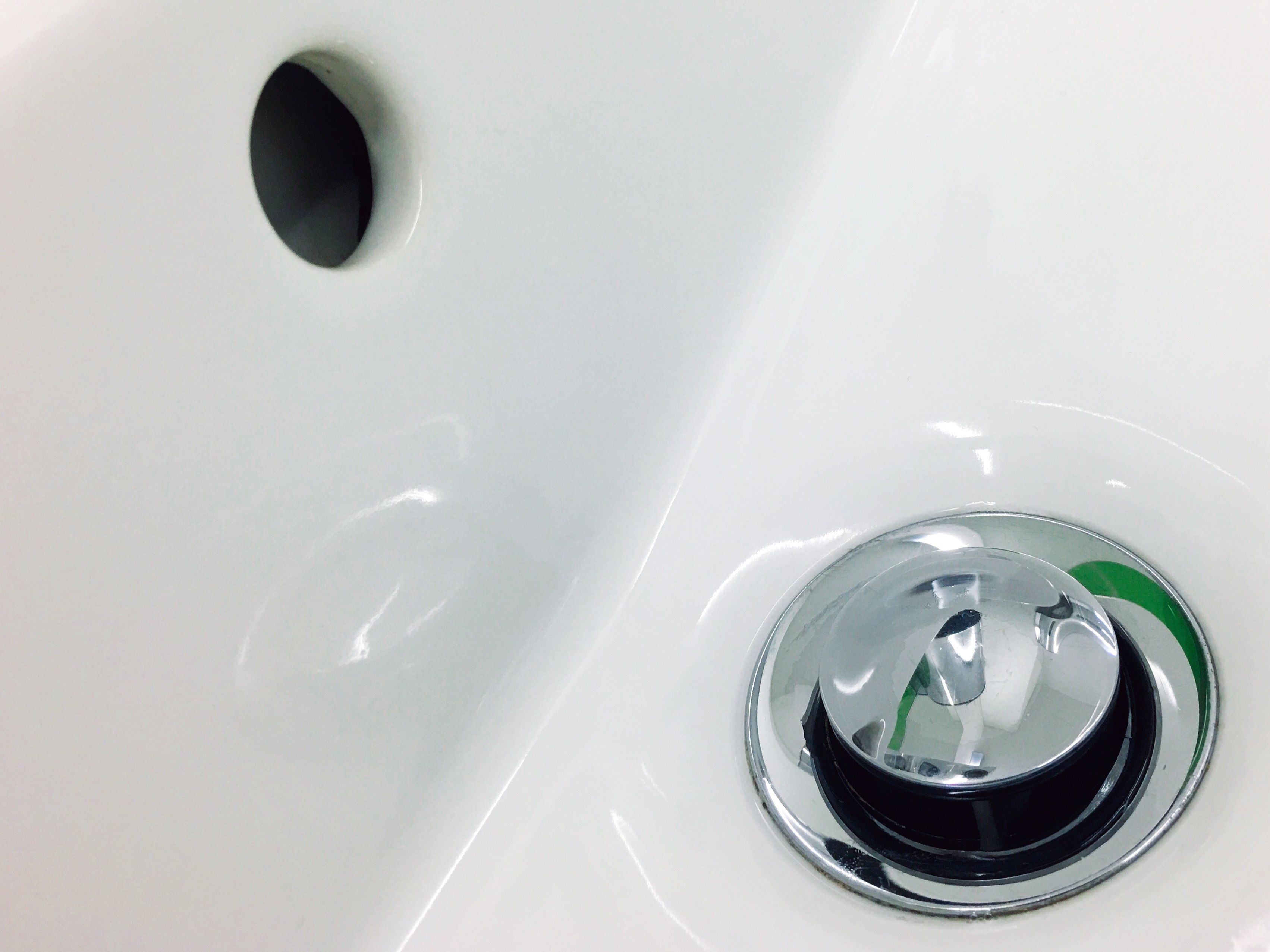 How to Install a Stopper Drain Fitting in a Bathtub