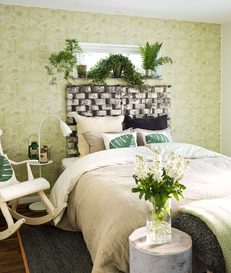 Plant themed bedroom Idea