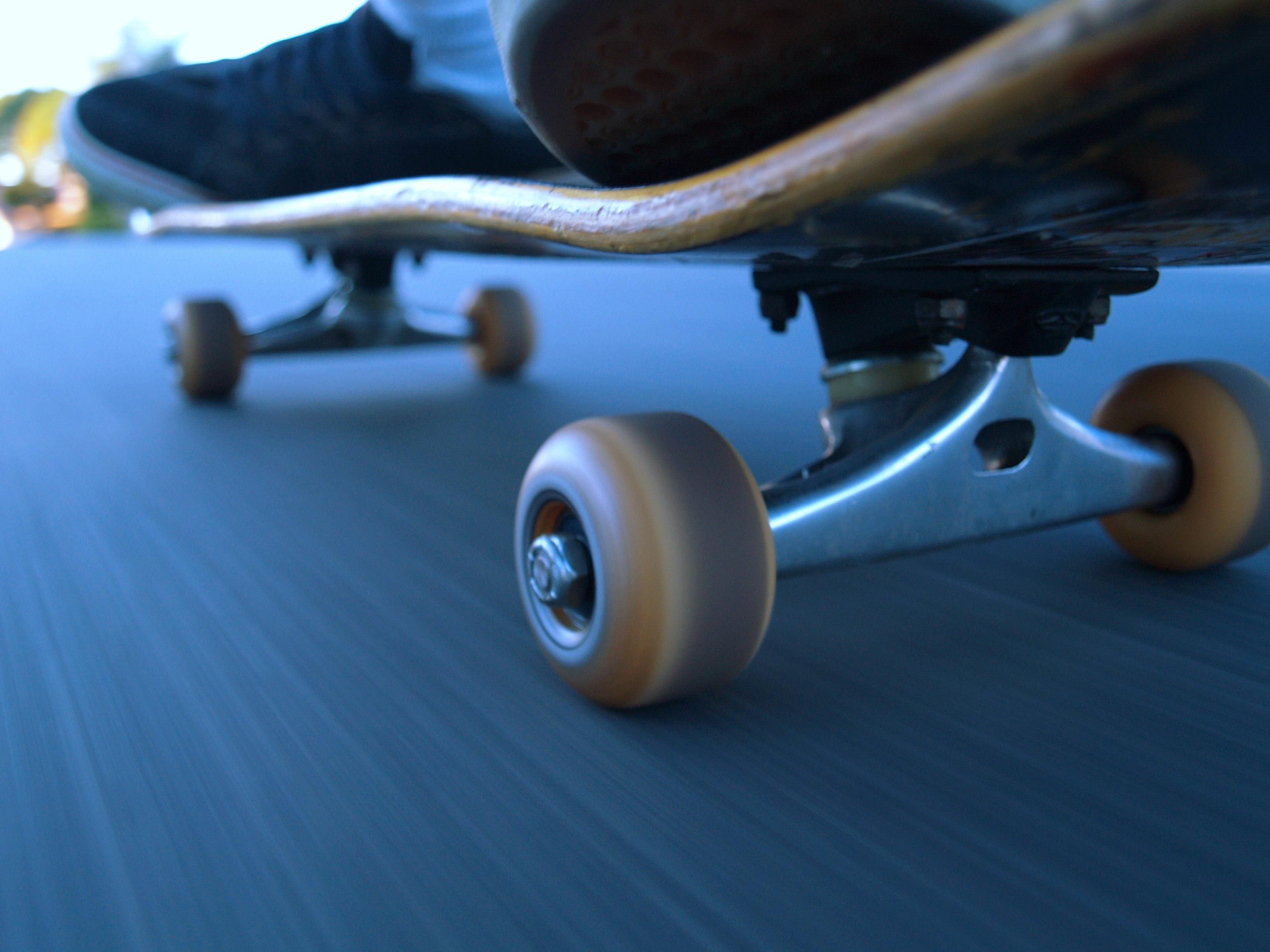cheap skateboard rails