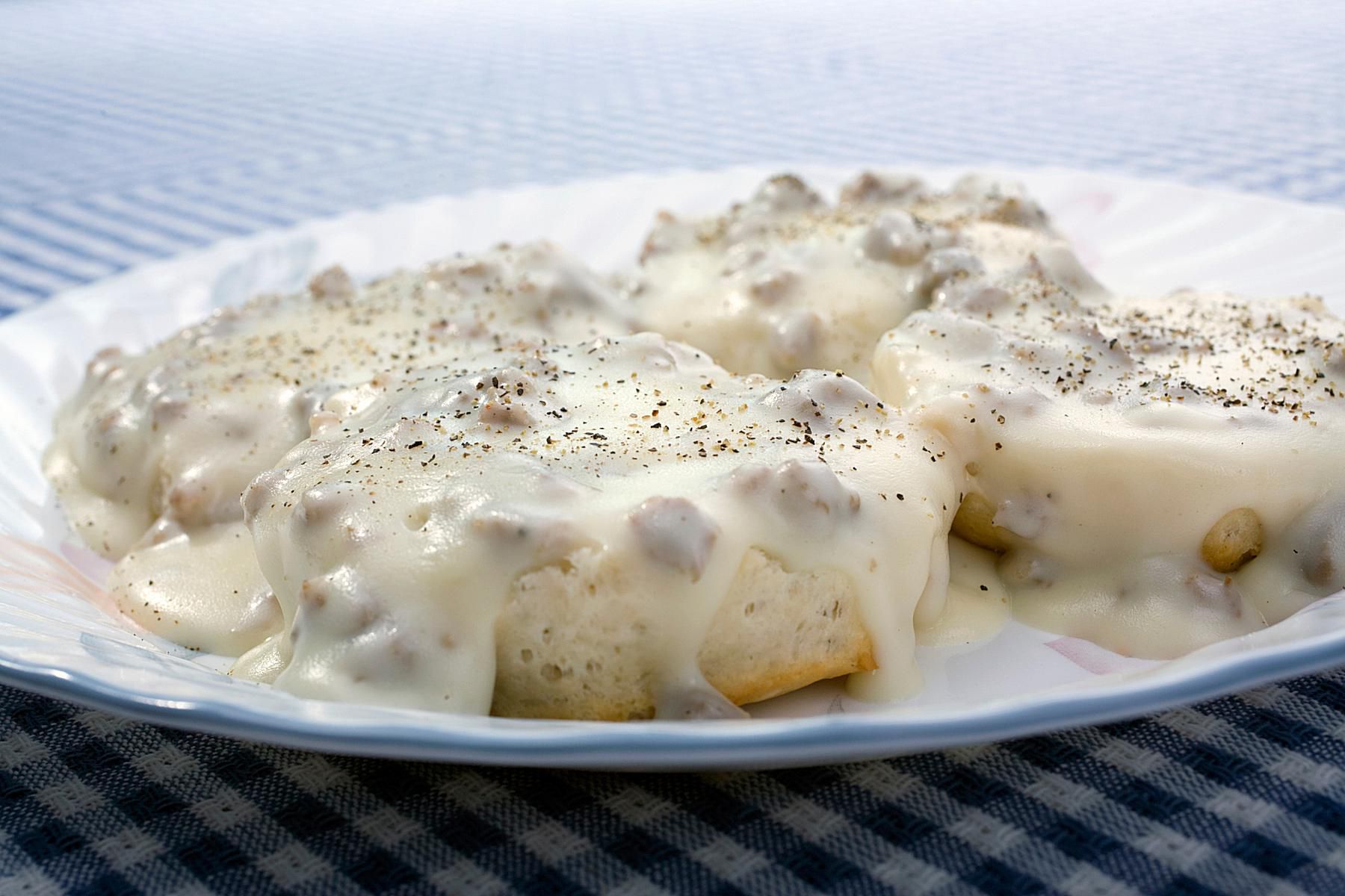 sausage biscuit and gravy recipe