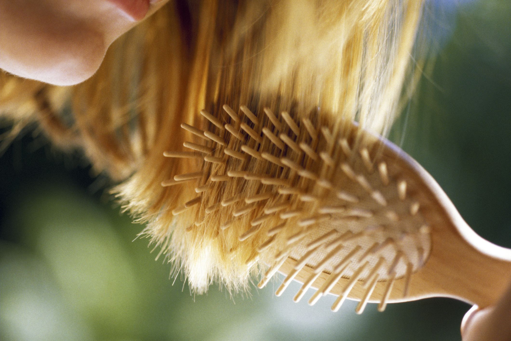 how-to-pick-the-best-hairbrush-for-your-hair