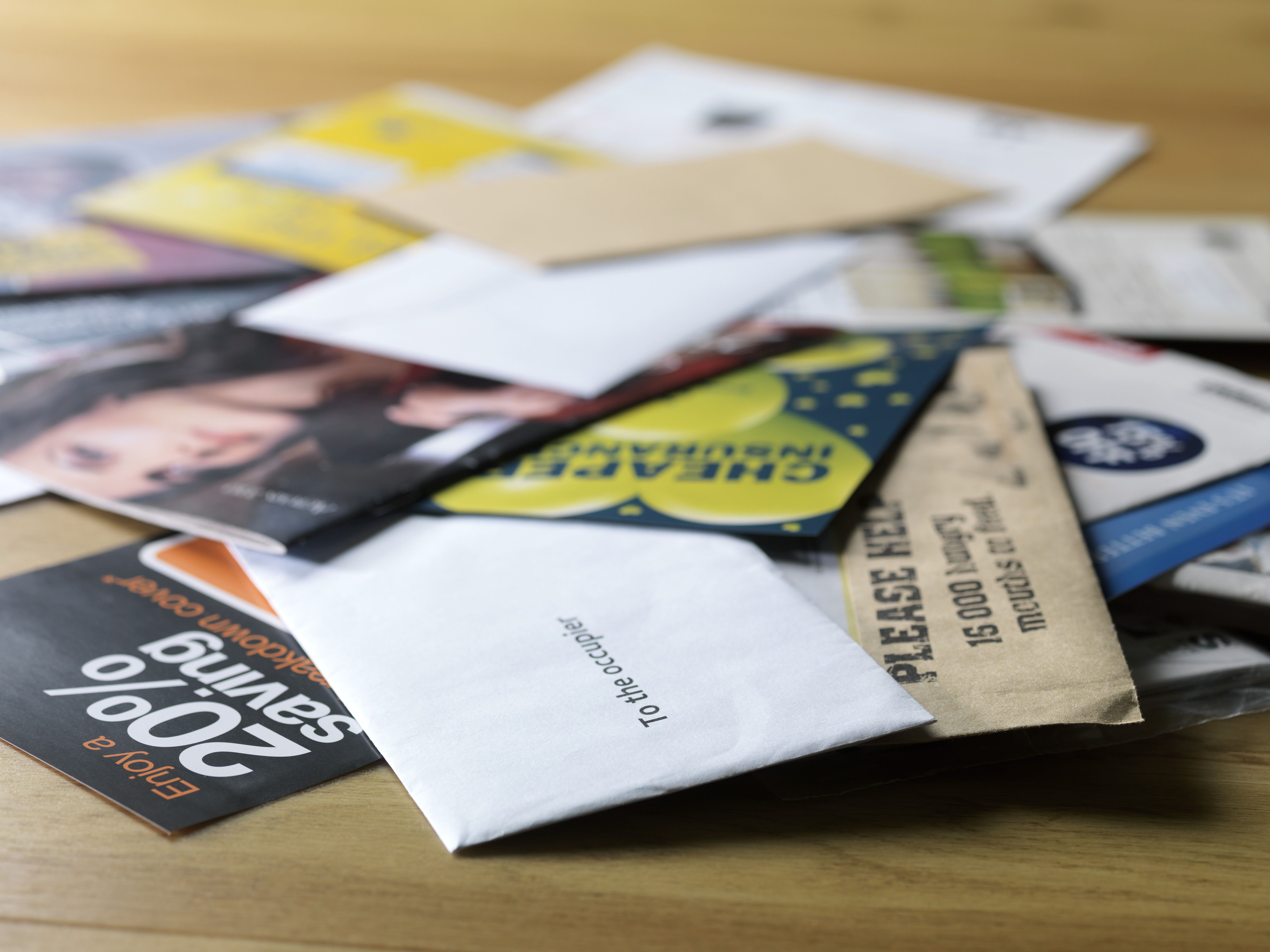 How to Digitize Your Life to Reduce Paper Clutter