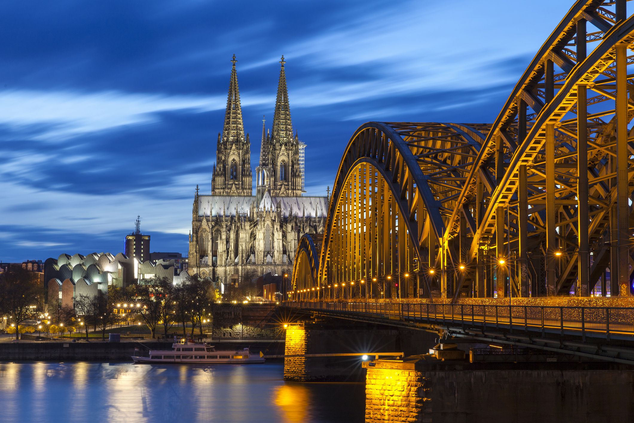 Guide to the Cologne  Cathedral in Germany 
