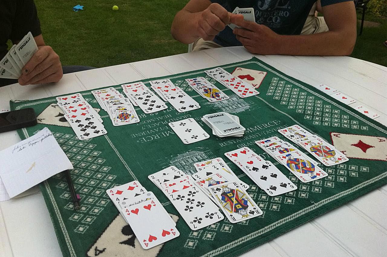 practice playing canasta online