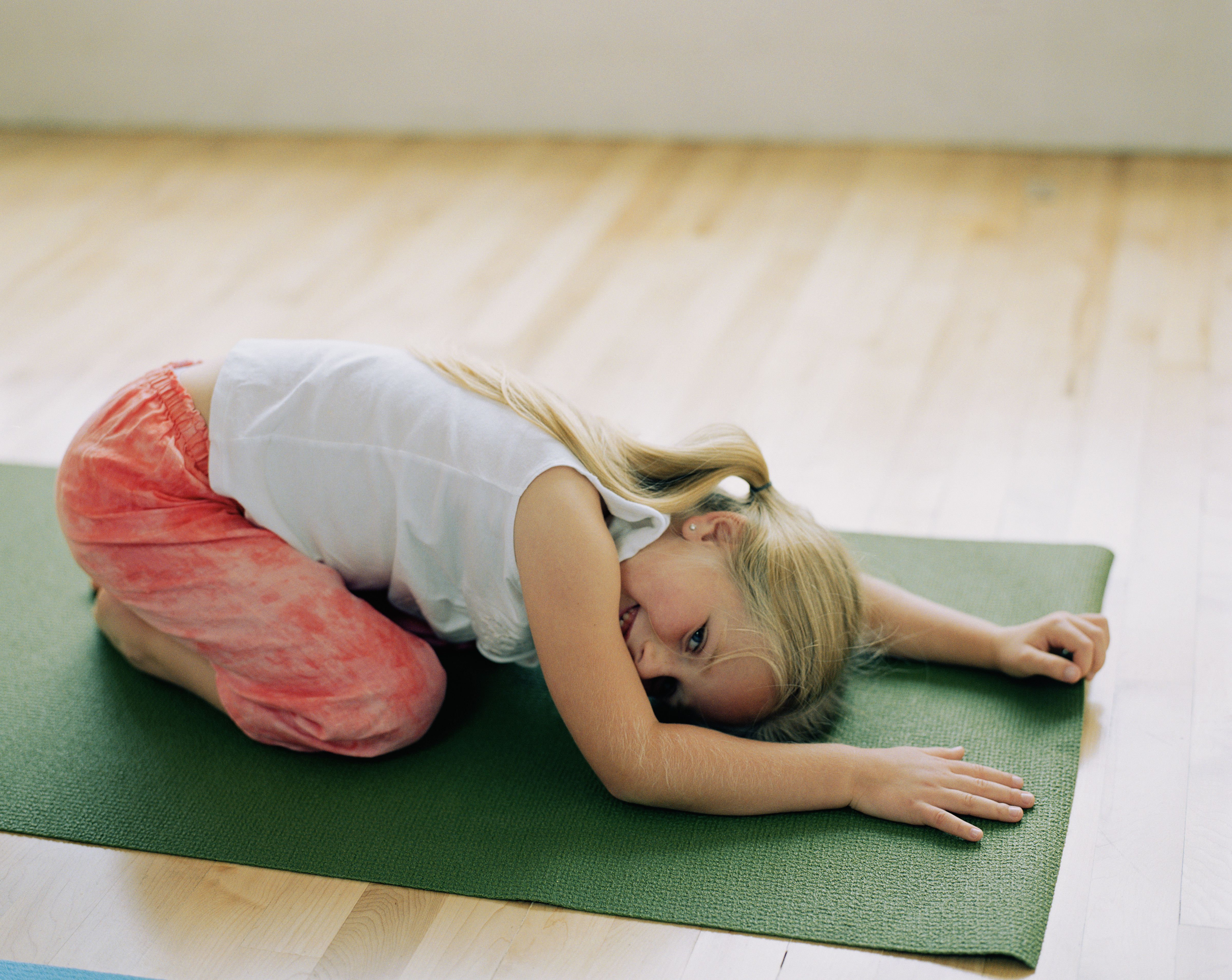 fun-simple-stretches-for-kids