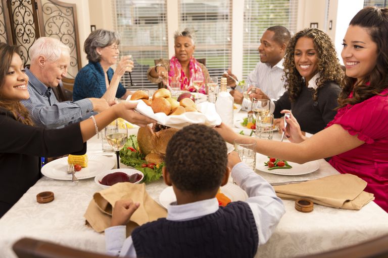 11 Thanksgiving Games for Kids and Families