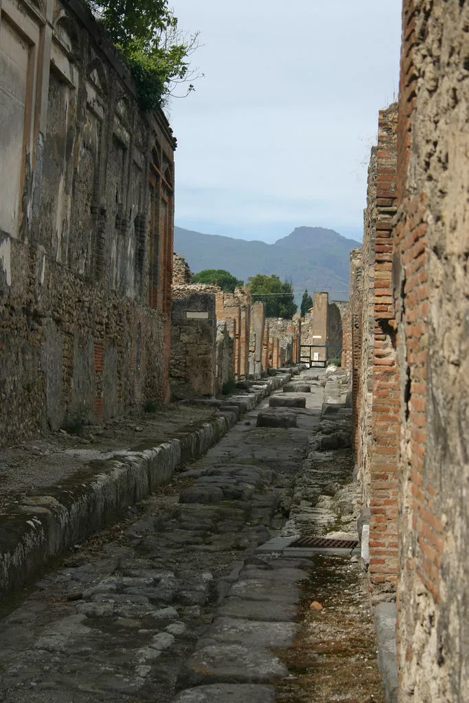 Narrow Pompeii Street