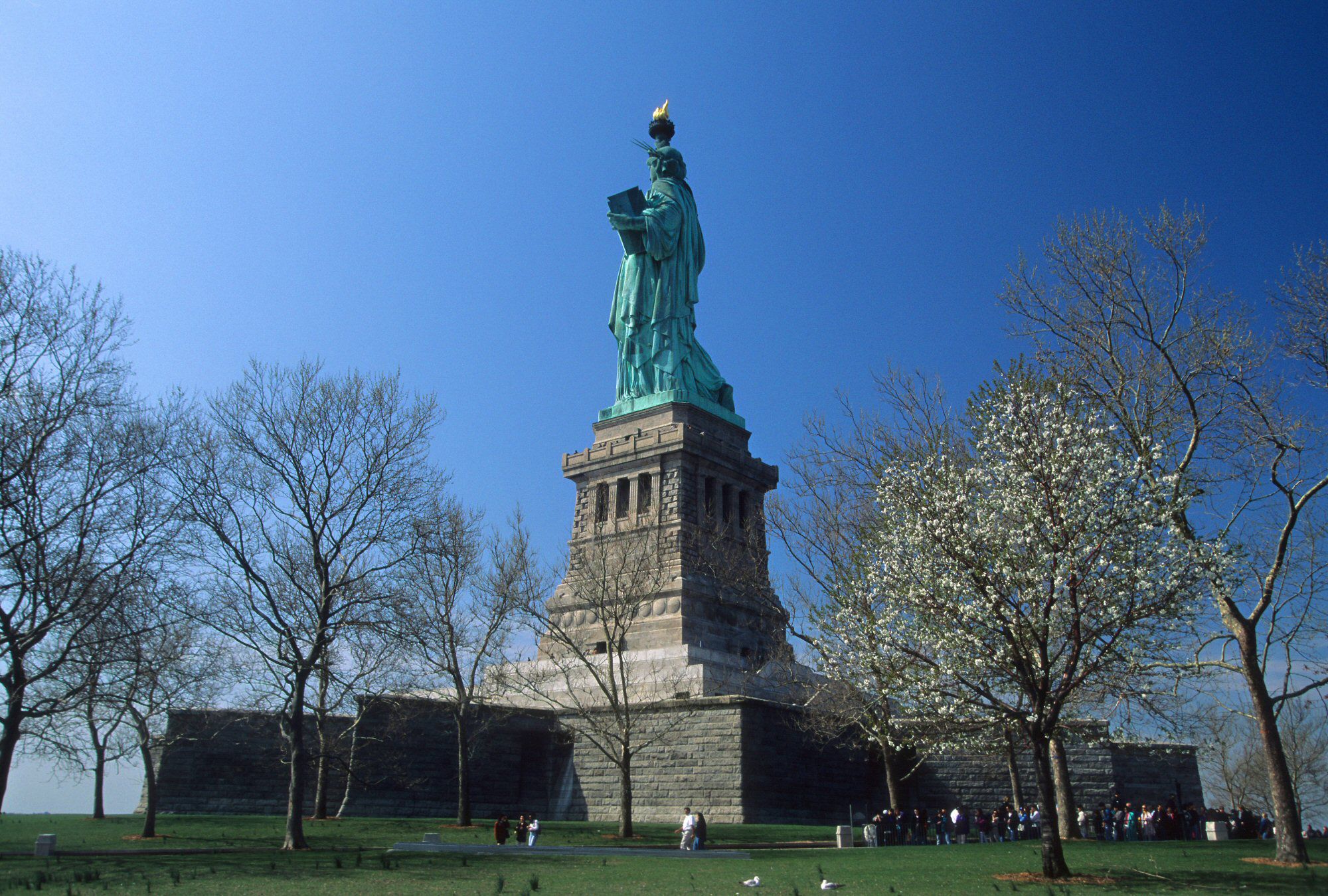 what-makes-lady-liberty-stand-so-tall