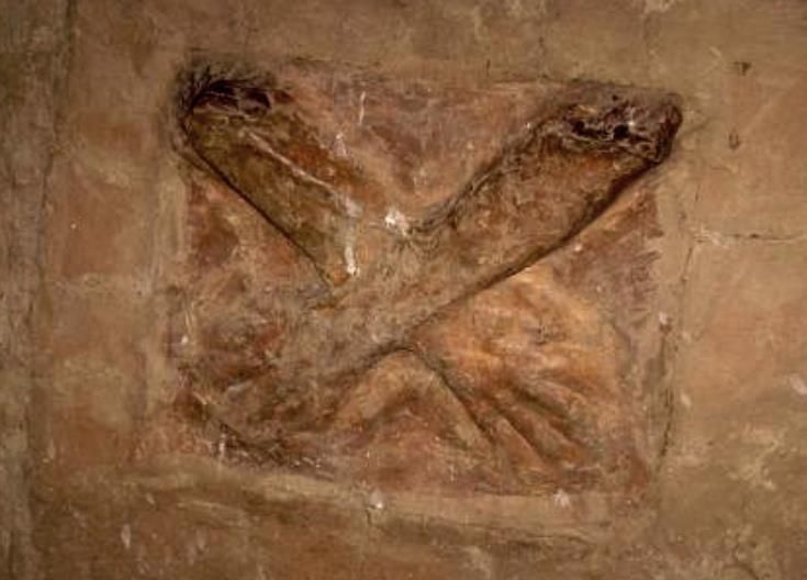 templo-de-manos-cruzadas.jpg