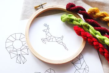 10 Free Embroidery Patterns for Beginners