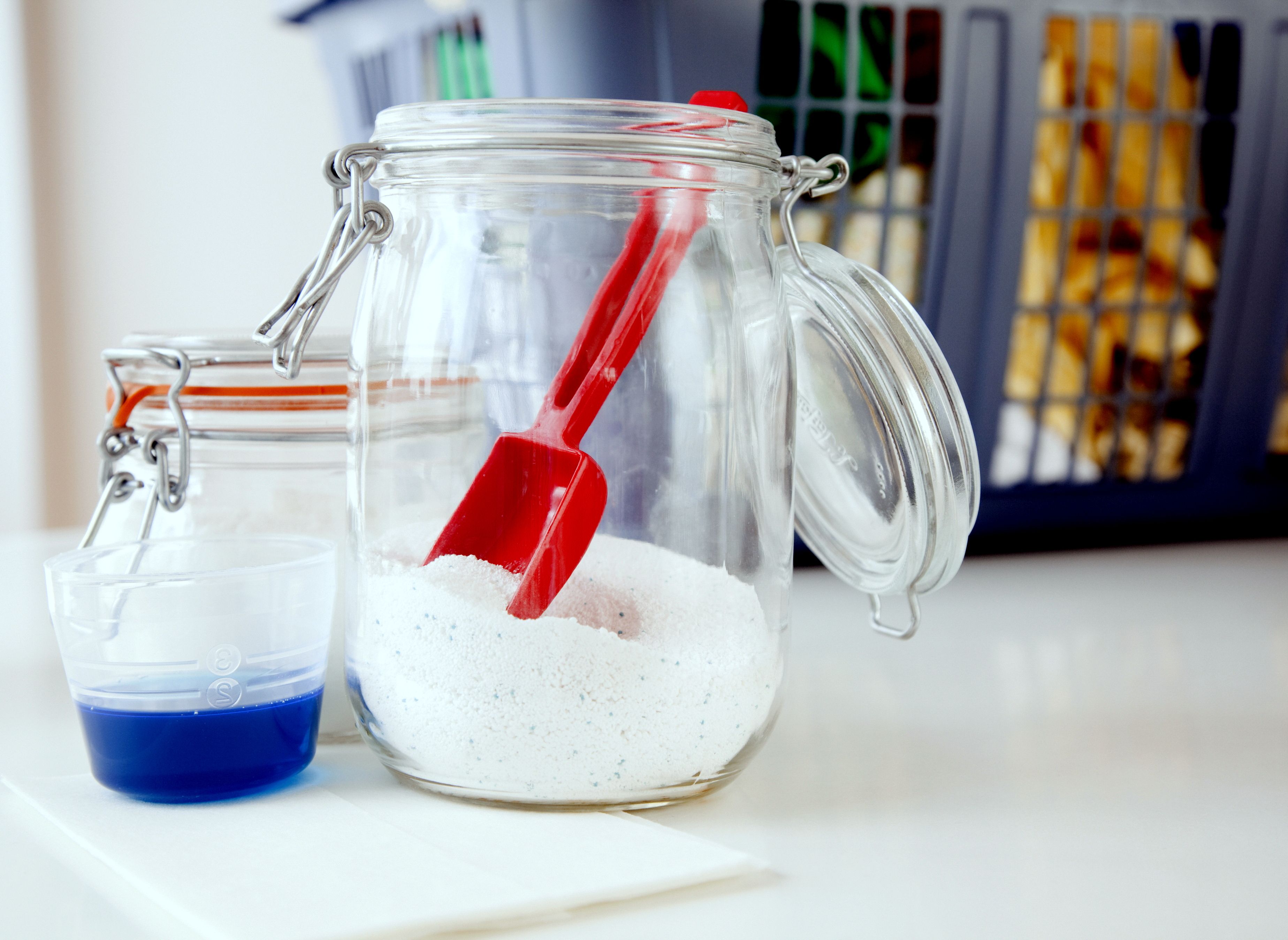 homemade-laundry-detergent-and-front-load-or-he-washers