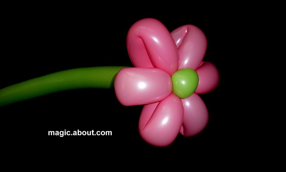 balloon-animals-for-romantic-occasions-and-valentine-s-day