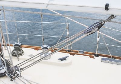 The Mainsheet Traveler Allows for Changing the Position