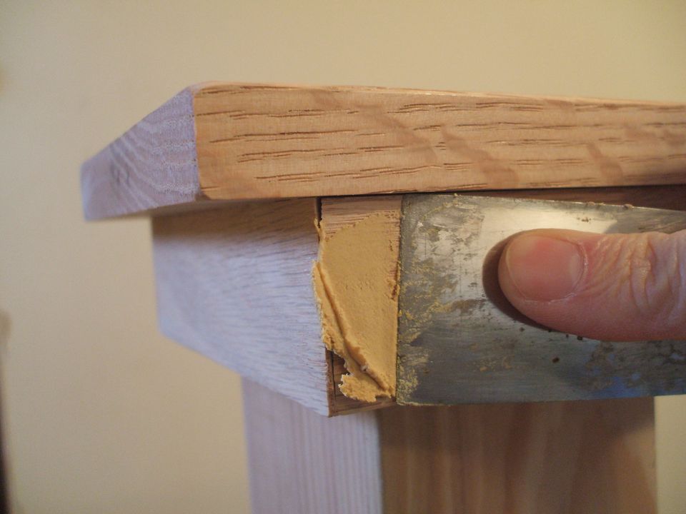 how-to-apply-wood-putty-for-a-strong-bond