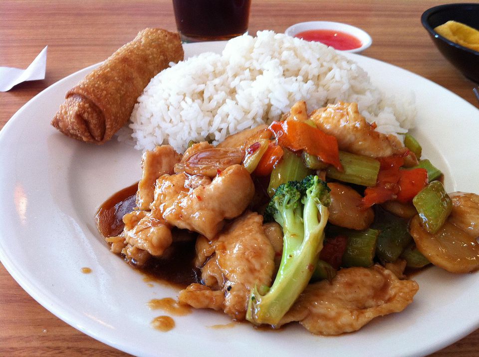 Szechuan Chicken - Szechuan Chicken | Szechuan chicken, Chicken recipes ... : Add the szechuan peppercorn and dried red chilies.