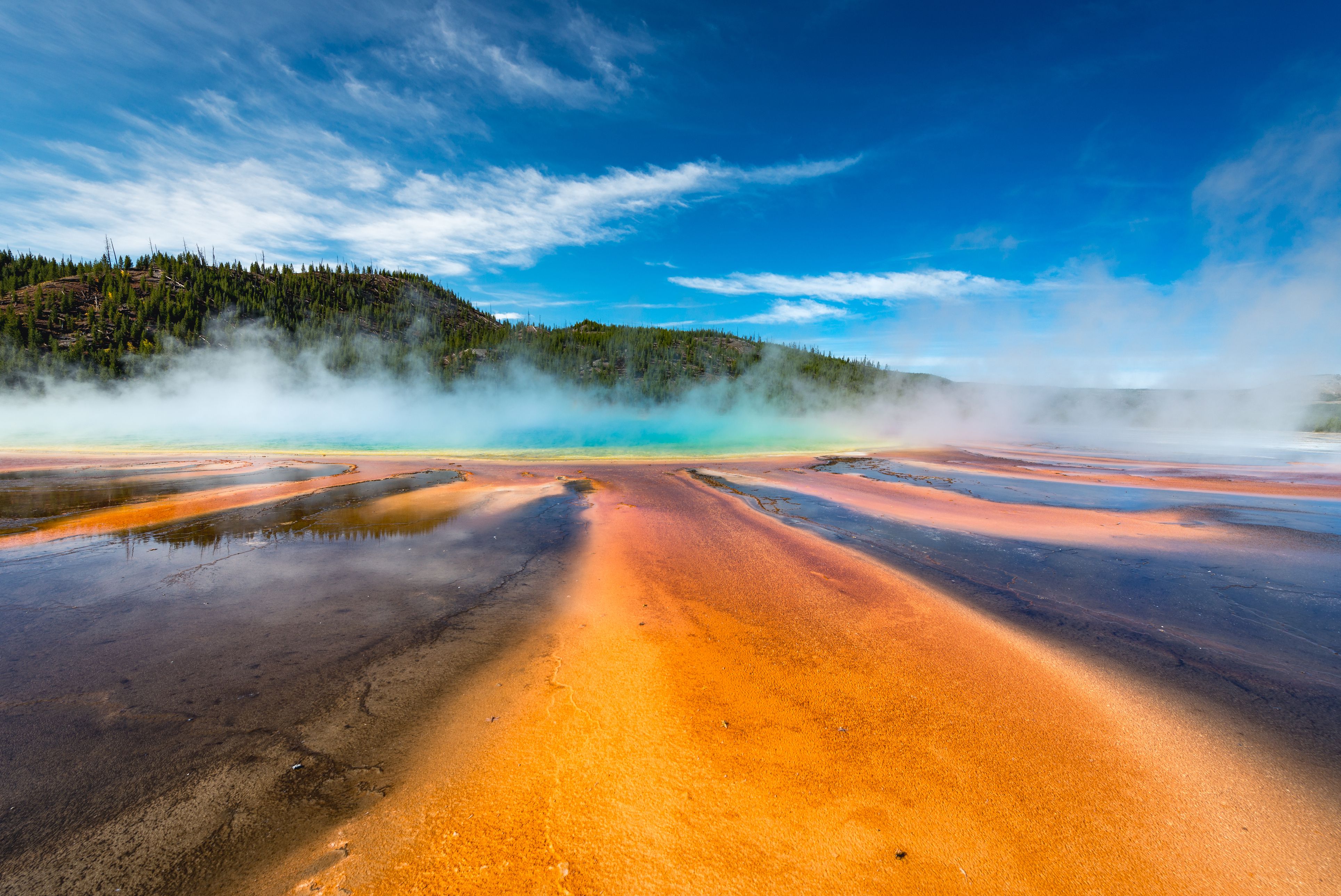 Information on Visiting Yellowstone National Park
