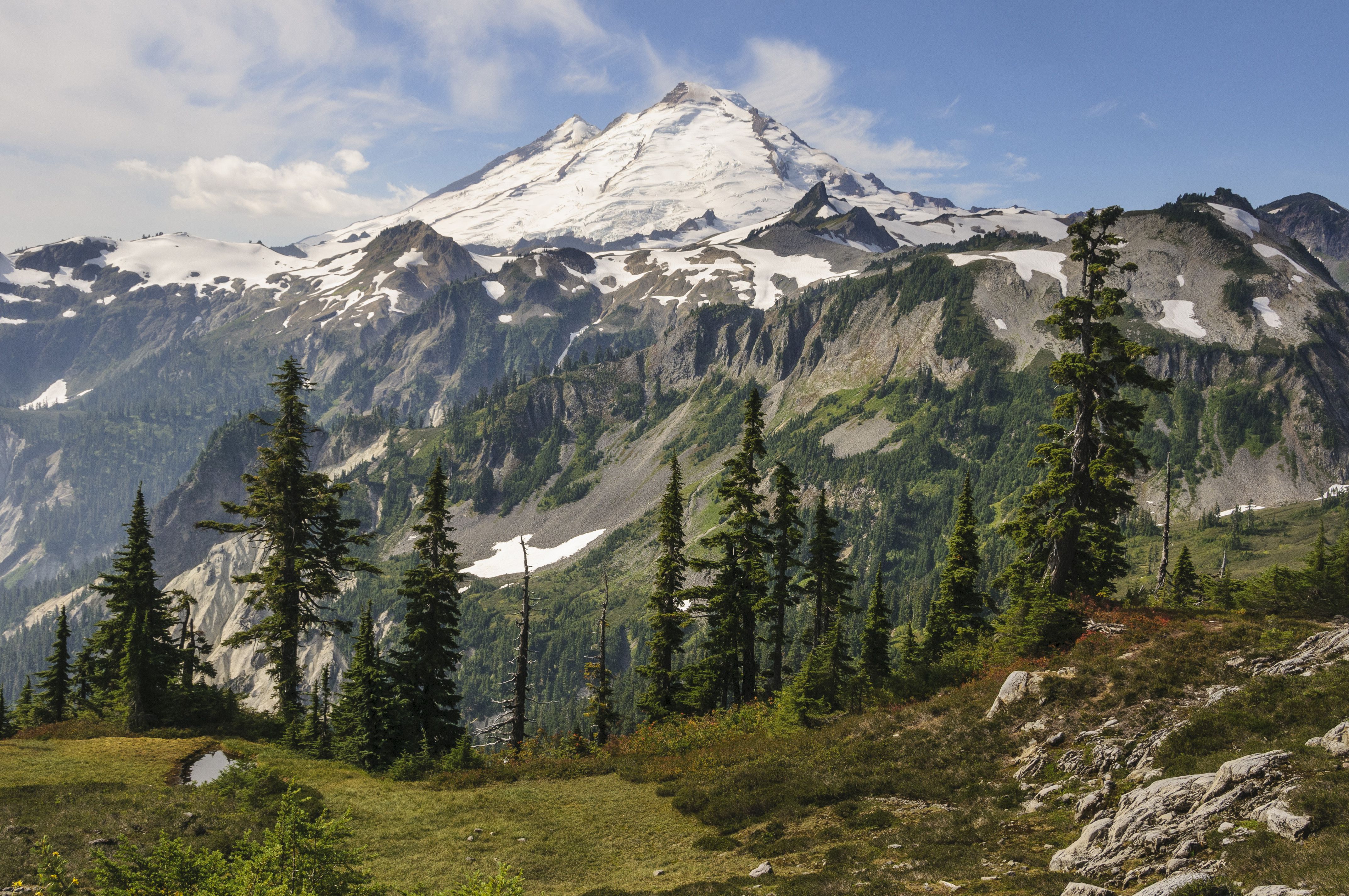 Mount Baker Highway Daytrip Guide