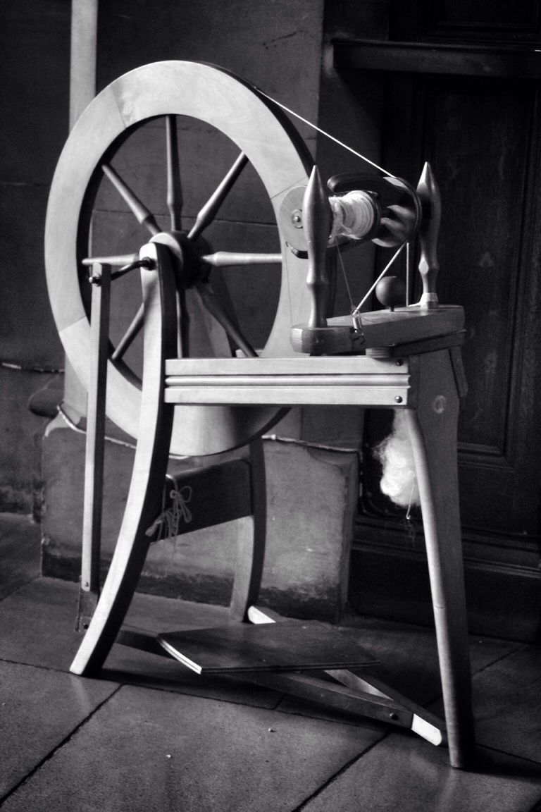 When Was The First Spinning Wheel Made