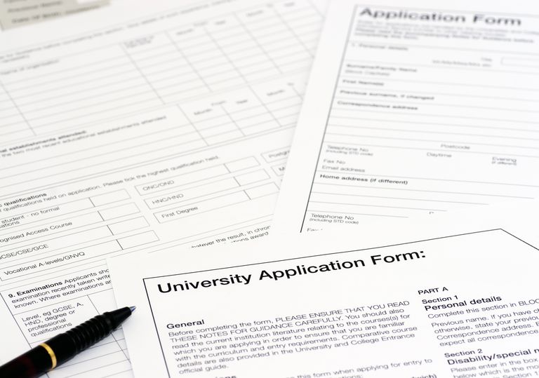 College application. Бланк университета. Universal College application. Список университетов бланки стопка. Бланк МГУ на английском.