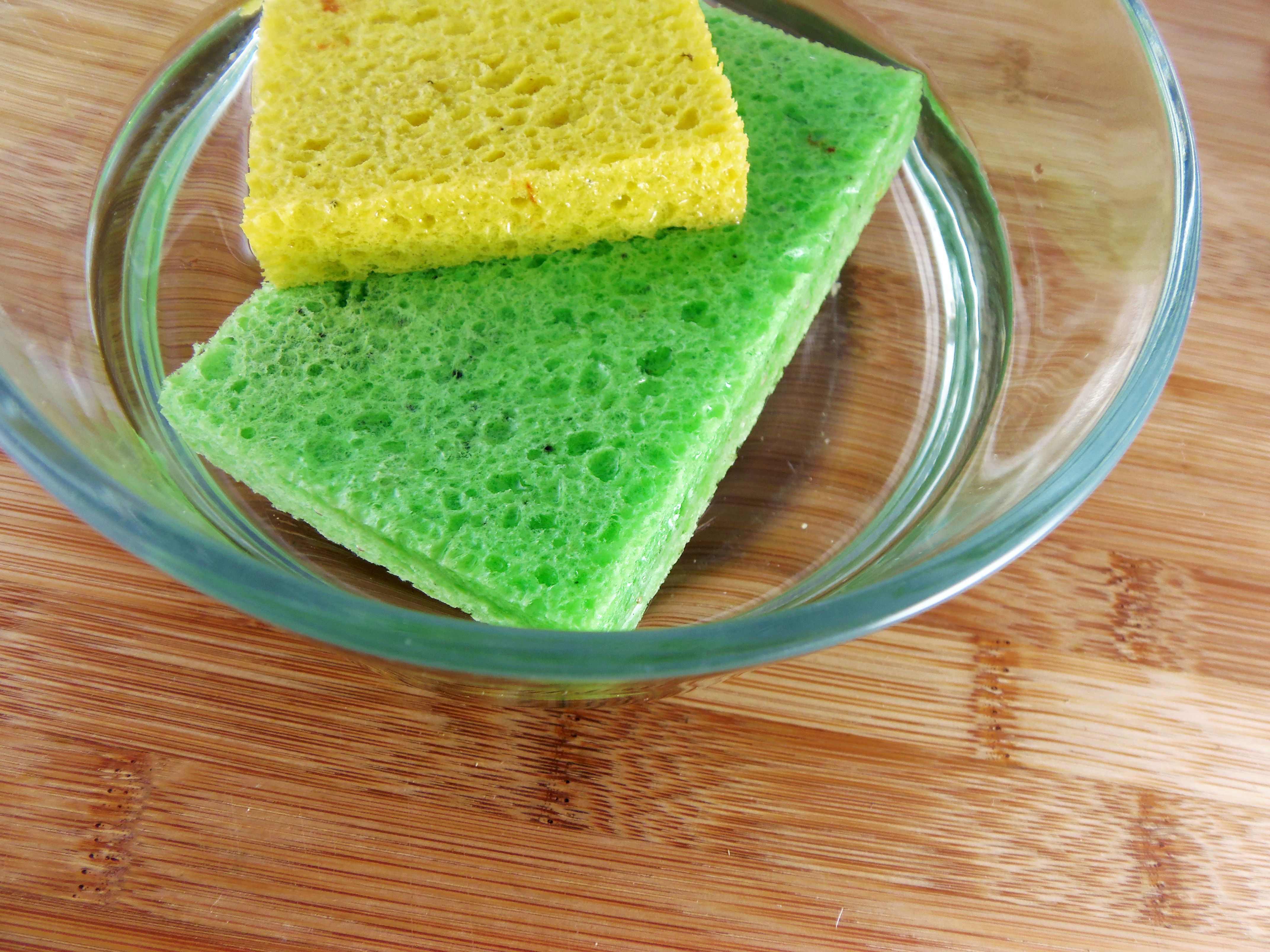 How to Sanitize Sponges and Scrub Brushes With Vinegar