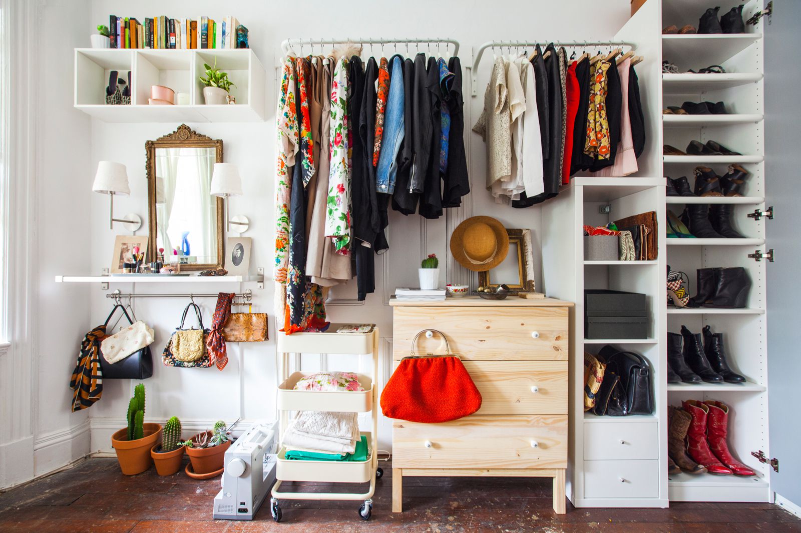 15 IKEA Storage Hacks: Space Savers for Small Bedrooms