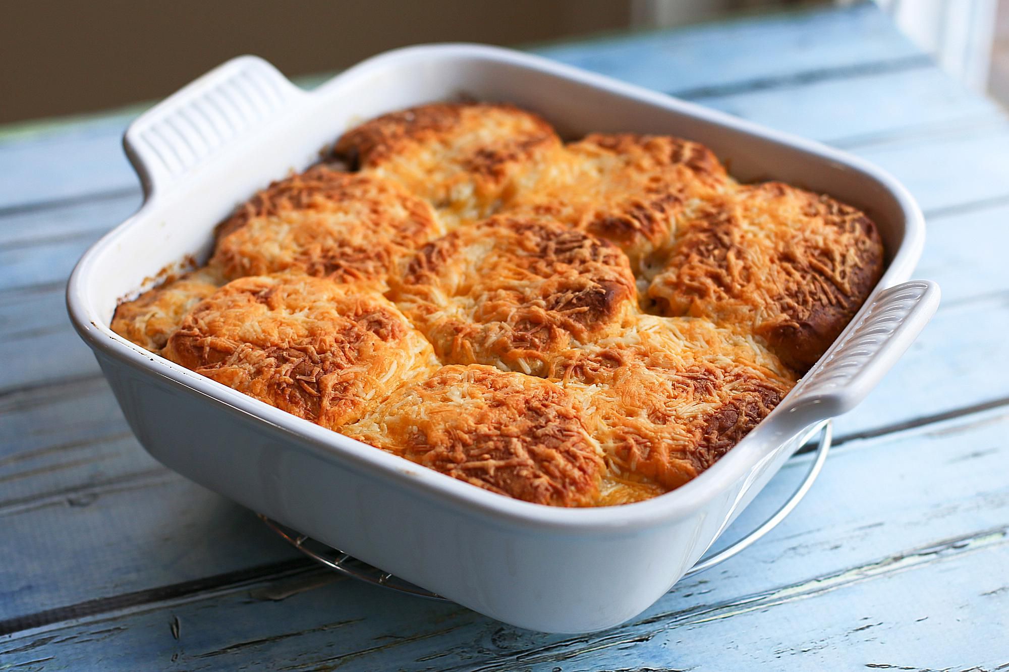 Easy Beef and Biscuit Casserole Recipe with TexMex Flavors