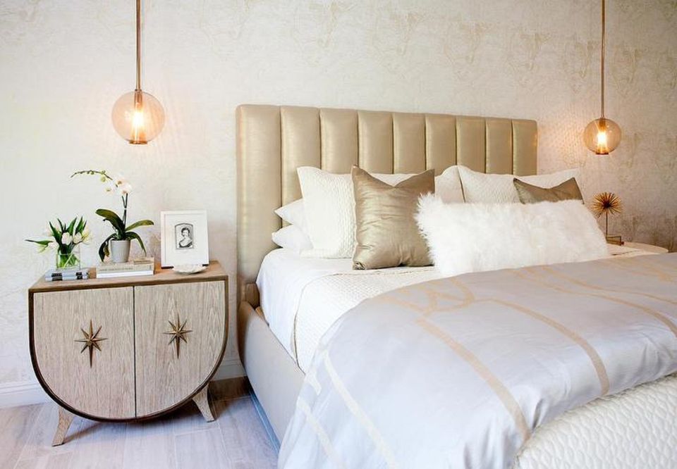 25 Master Bedroom Lighting Ideas