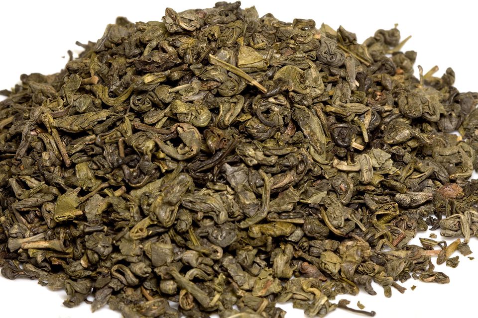 A small pile of Twinings gunpowder green tea.