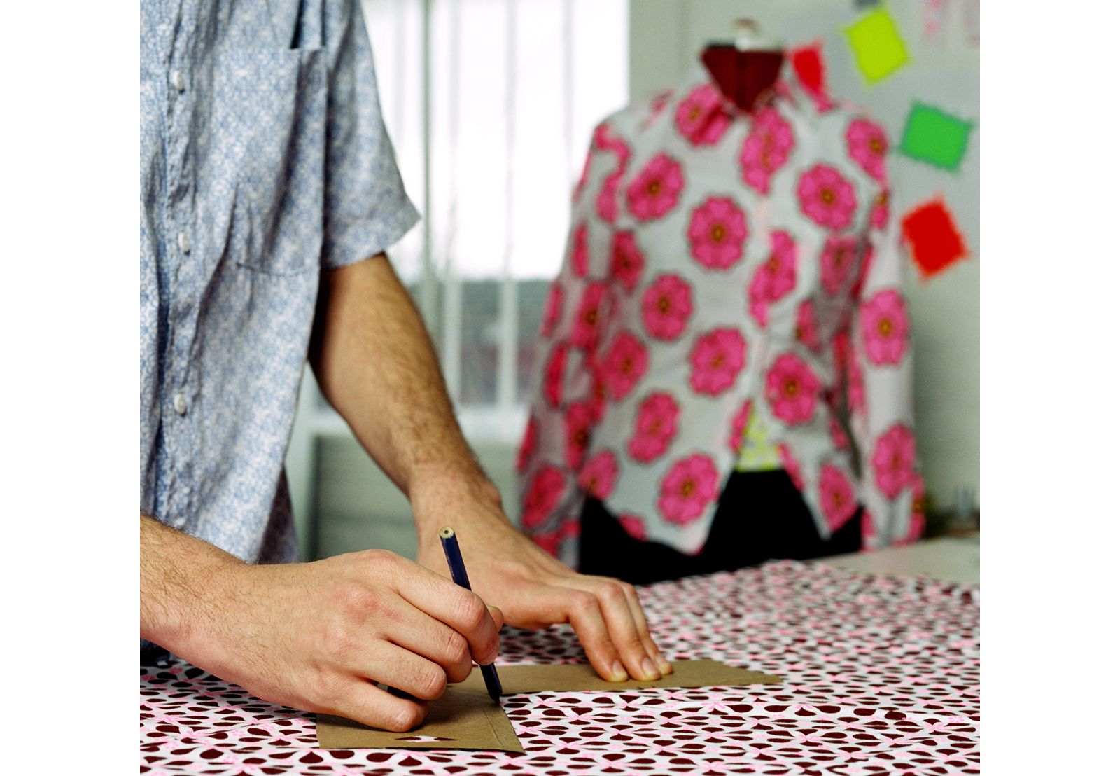 Create Your Own DIY Fabric Cutting Table