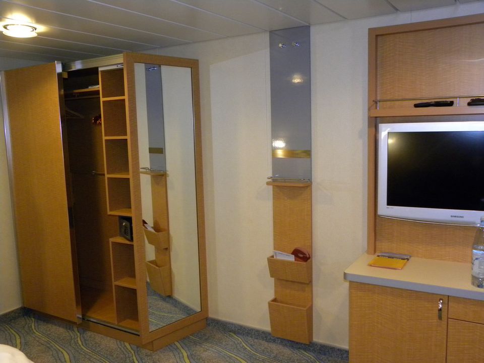 Royal Caribbean Oasis of the Seas Cruise Ship Cabins