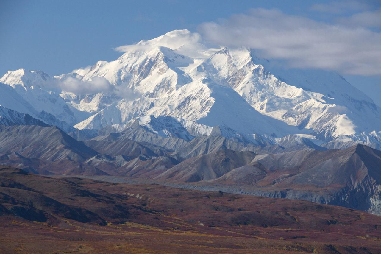 The highest mountain in great. Северная Америка гора Мак-Кинли. Денали Мак-Кинли. Гора Денали. Гора Денали Северная Америка.