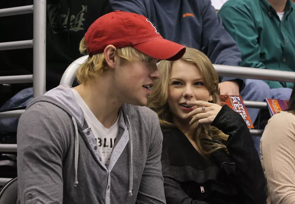 taylor swift chord overstreet kings game los angeles staples center