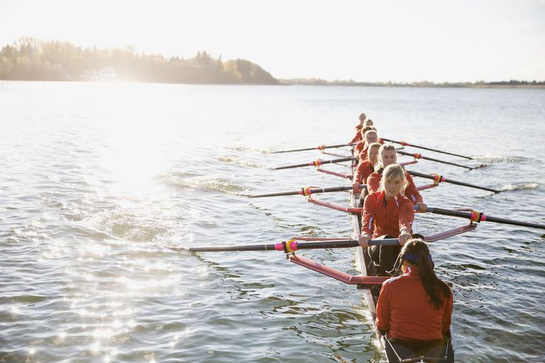 10 Differences Between Rowing and Paddling