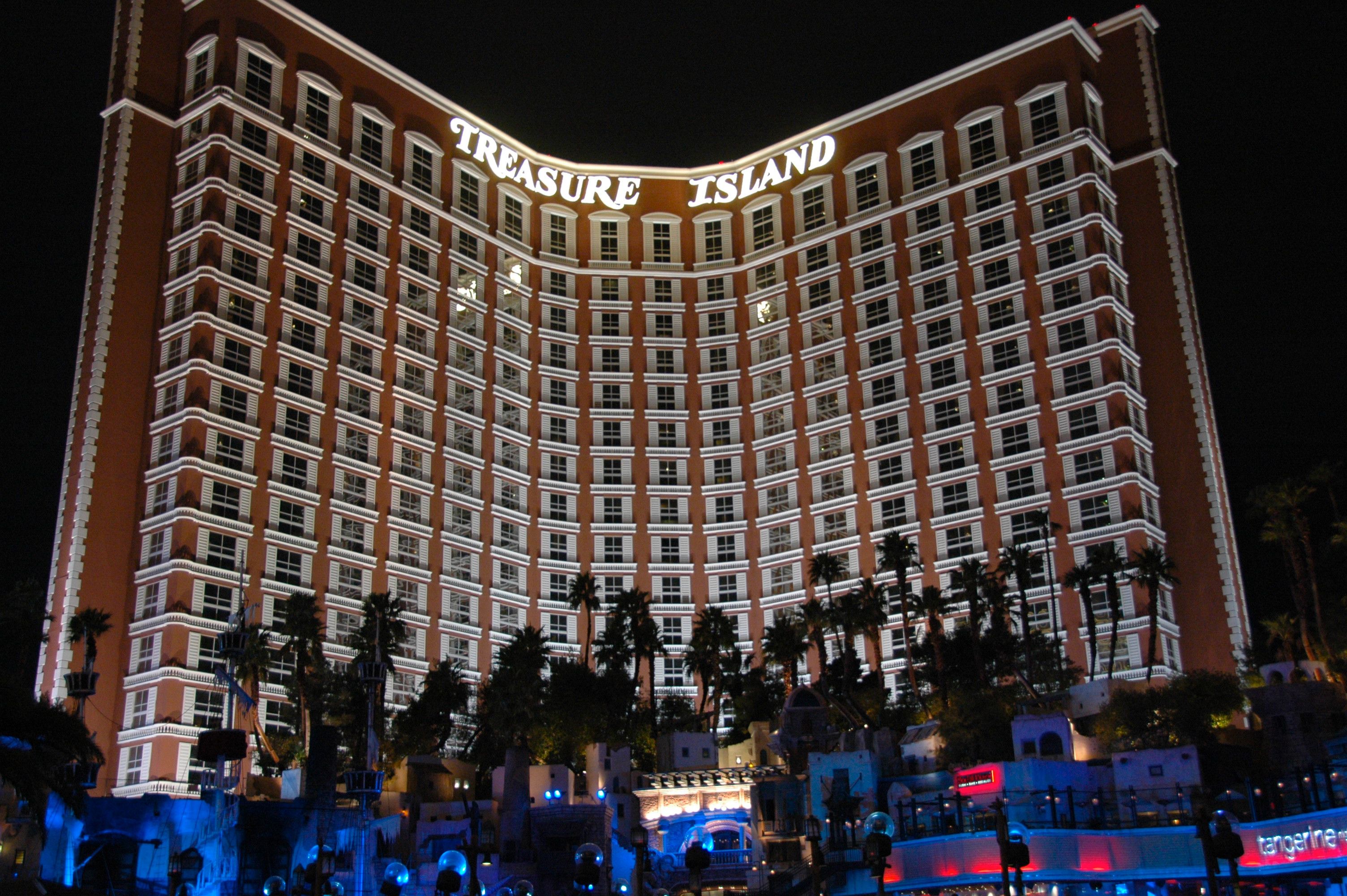 treasure island casino restaurants