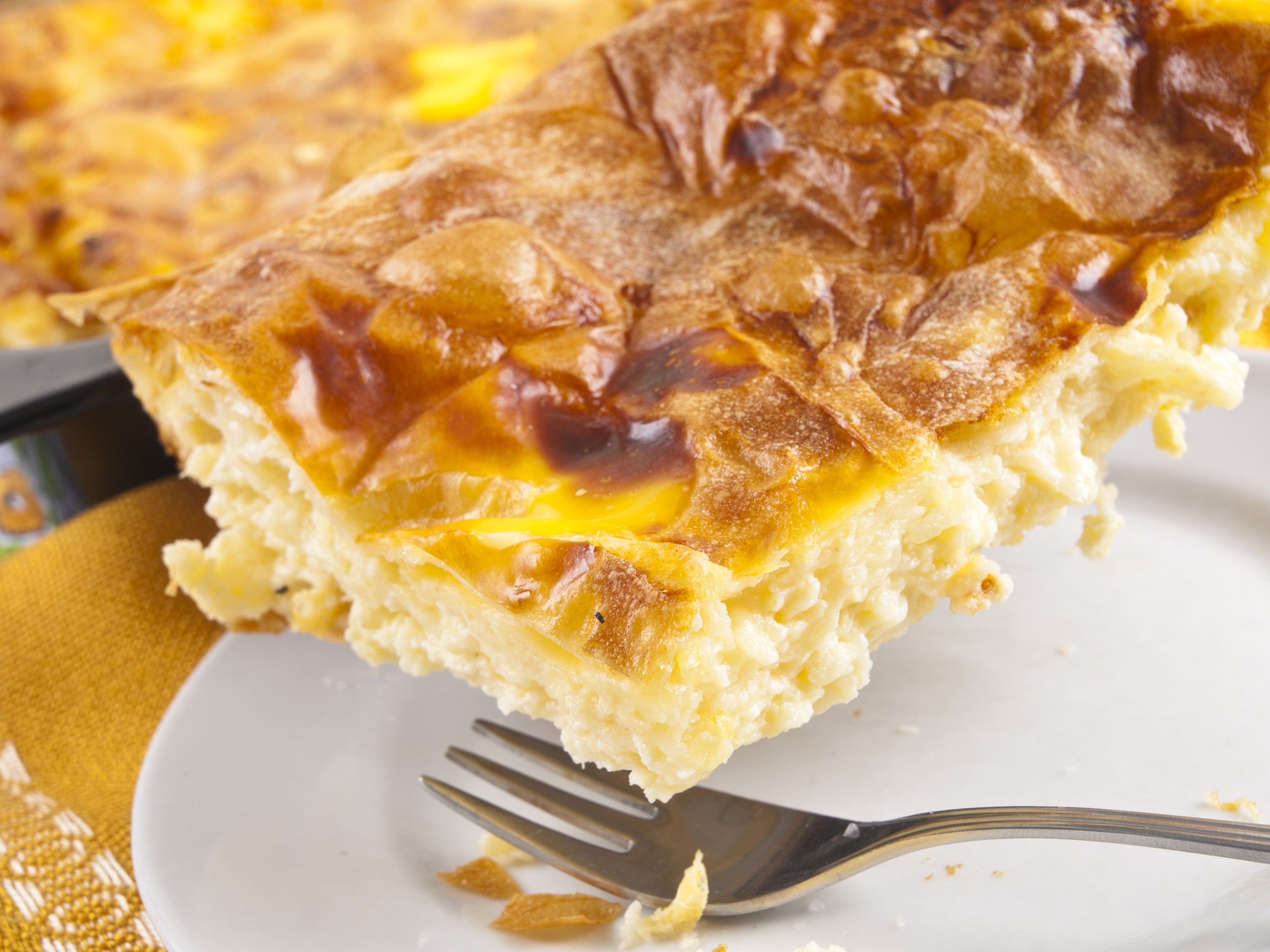 quick-cheese-pie-with-puff-pastry-greek-recipe