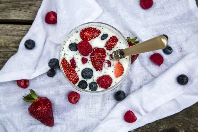 yogurt with fruit and chia seeds