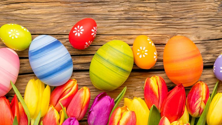 11 Beautiful and Free Easter Desktop Wallpapers