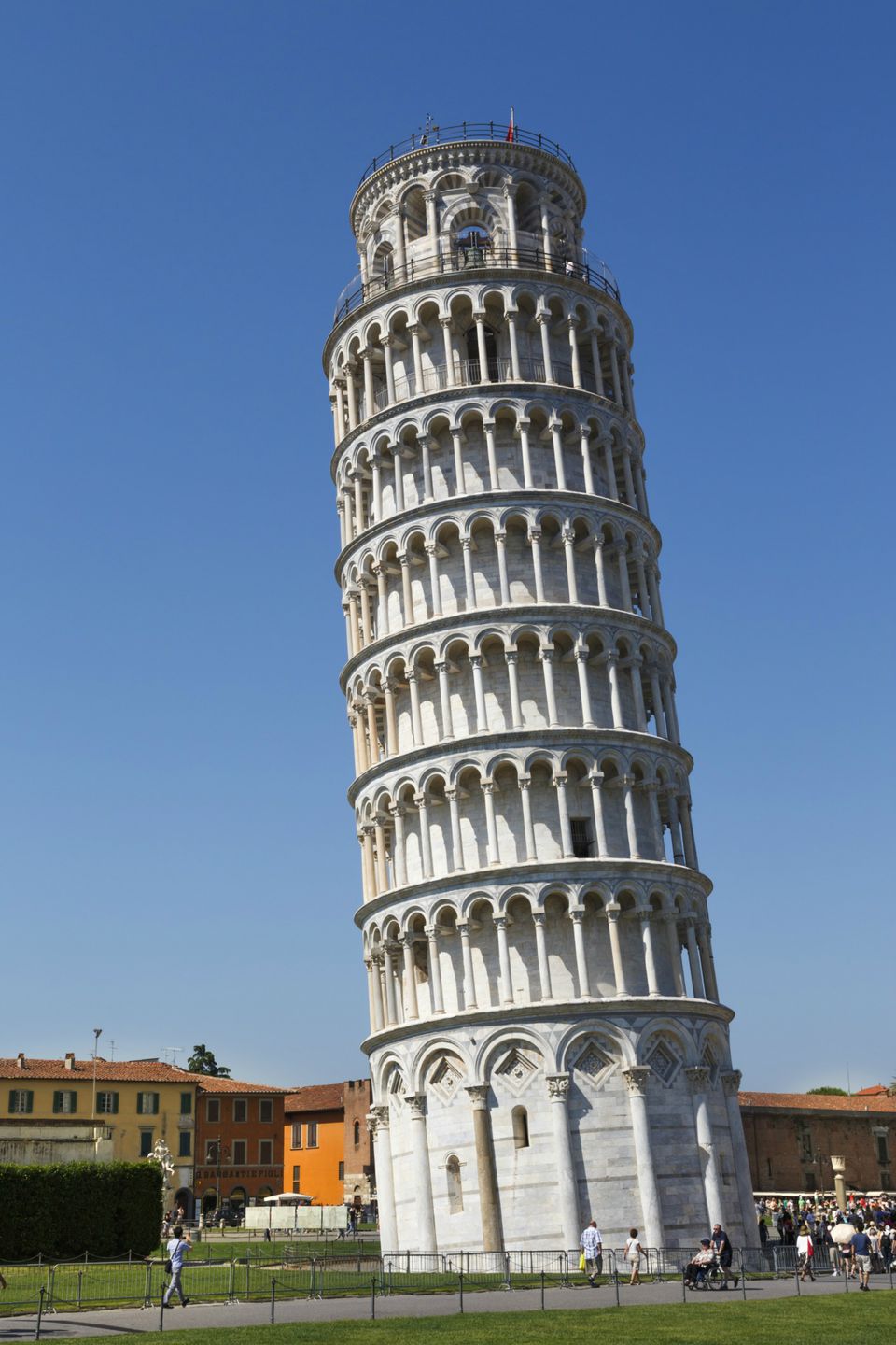 leaning tower of pizza tourist attractions in italy