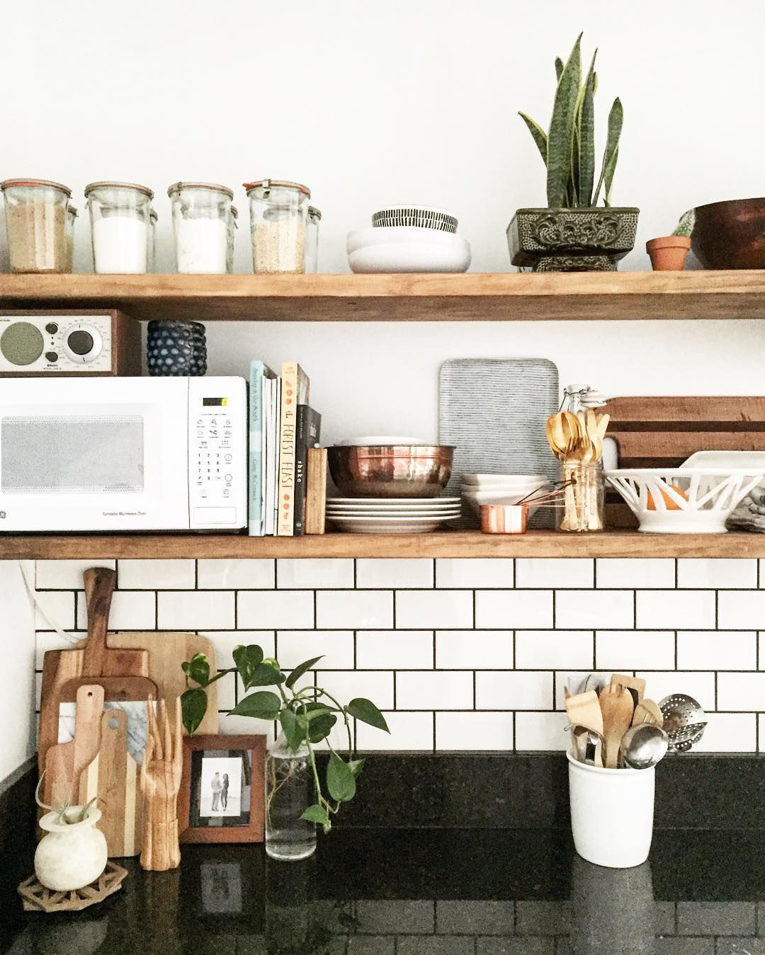 10 Stylish Ways to Display Cookbooks in the Kitchen