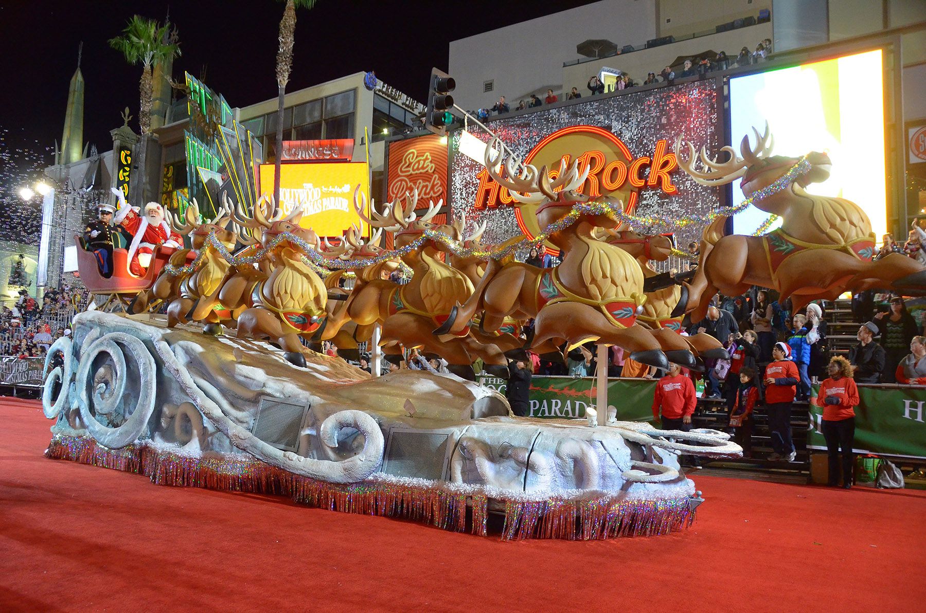 24 Reasons to Love Christmas in Los Angeles