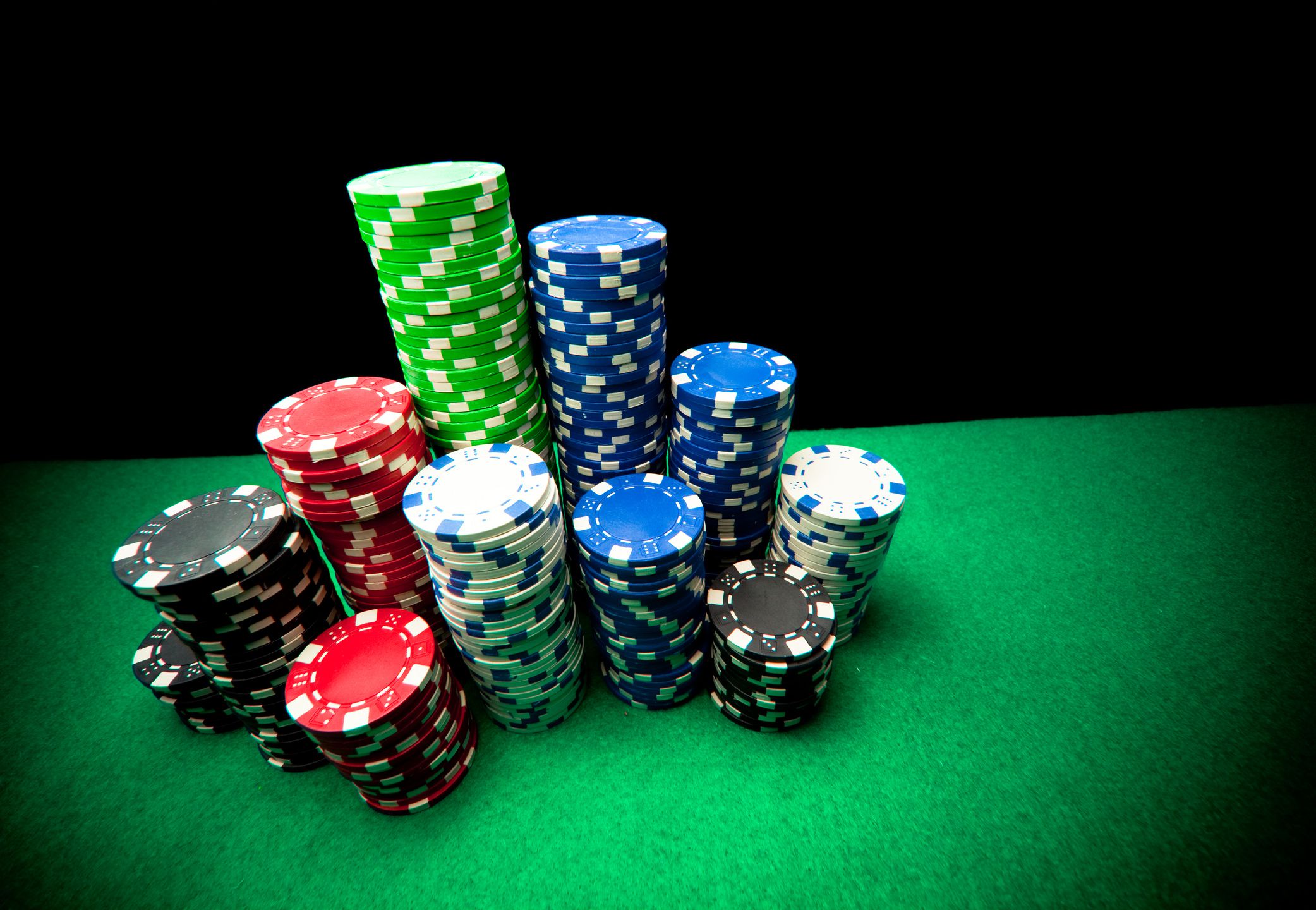 Deep Stack Poker