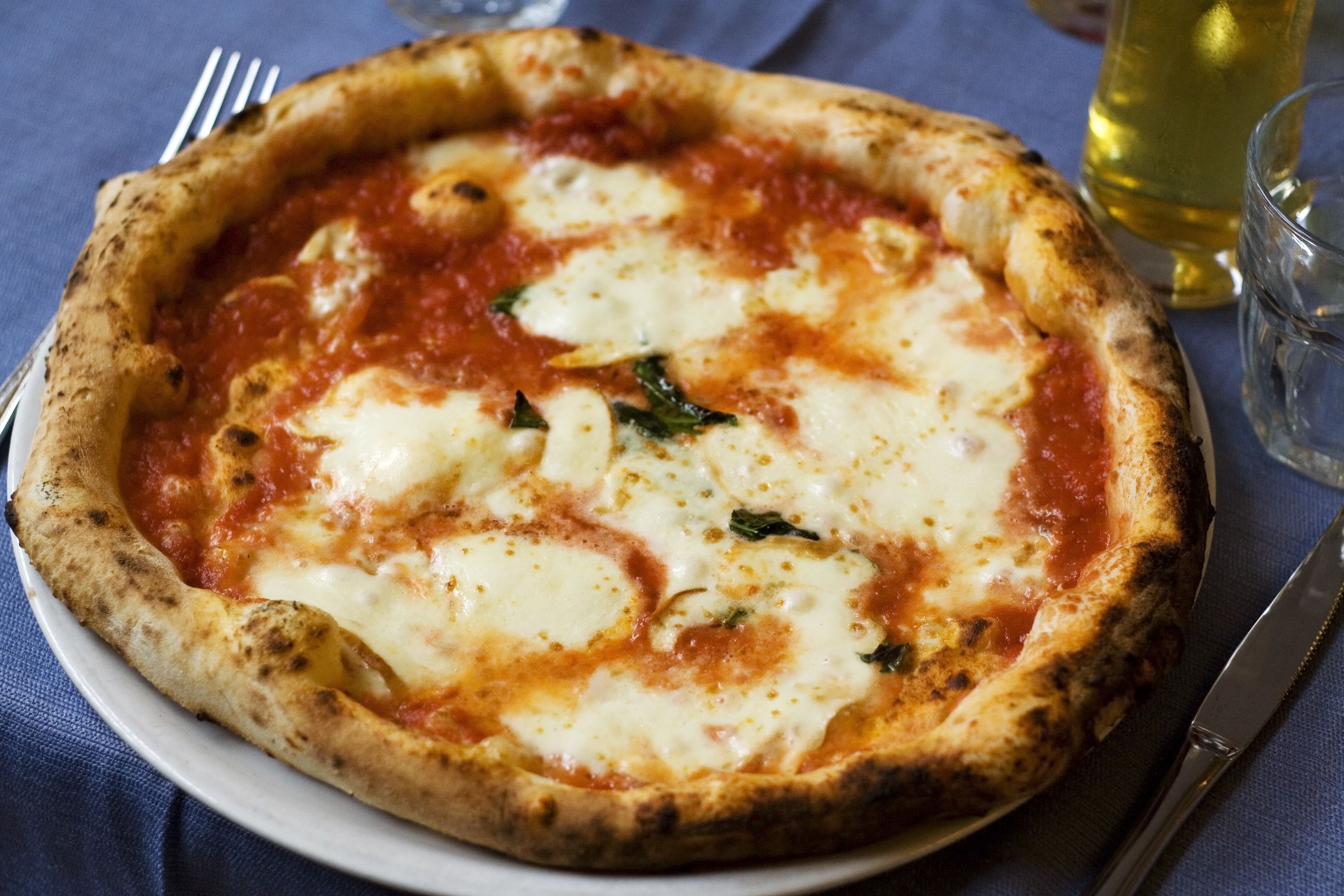 Neapolitan Pizza History Variations And More
