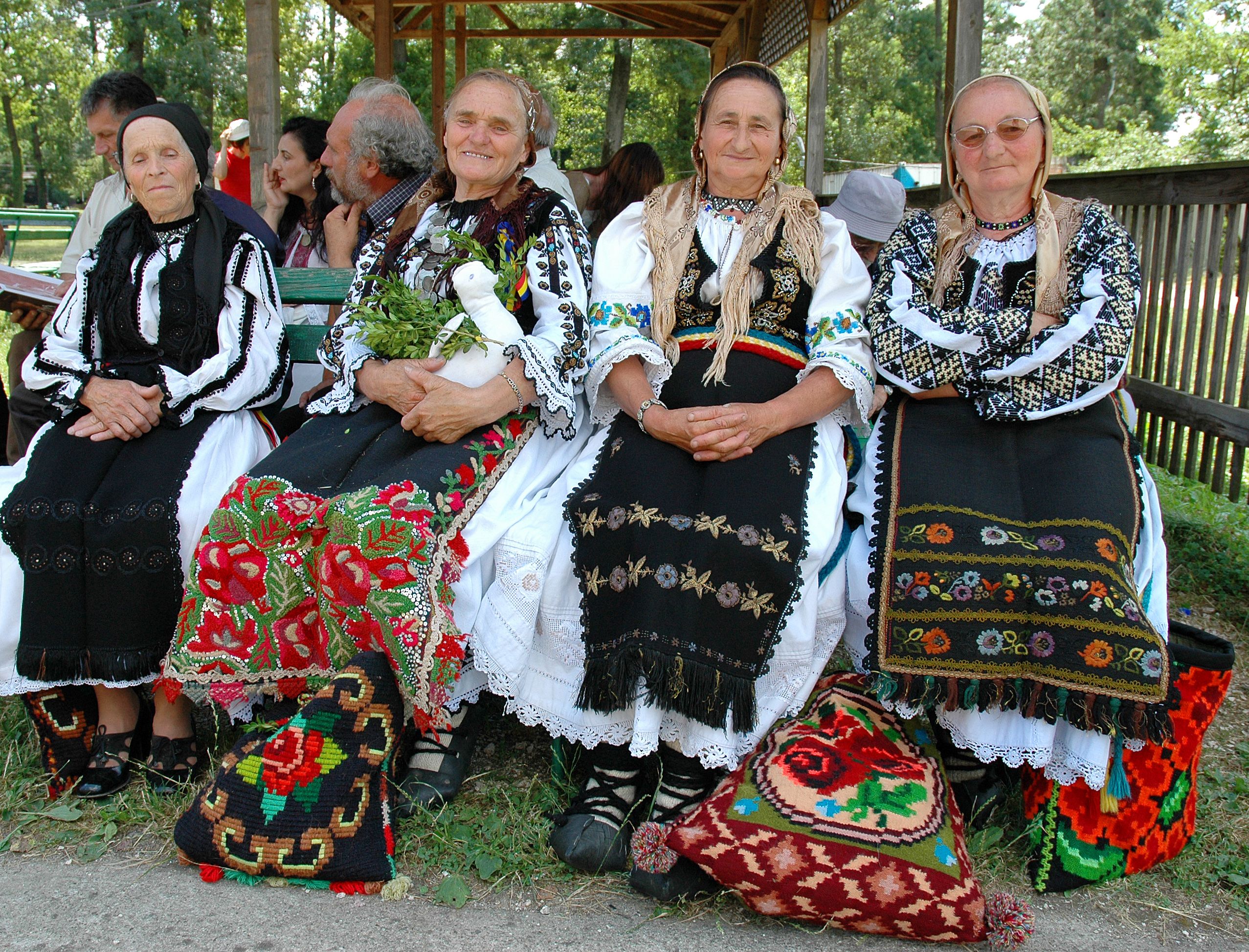 Men Women Romania Romanian 31