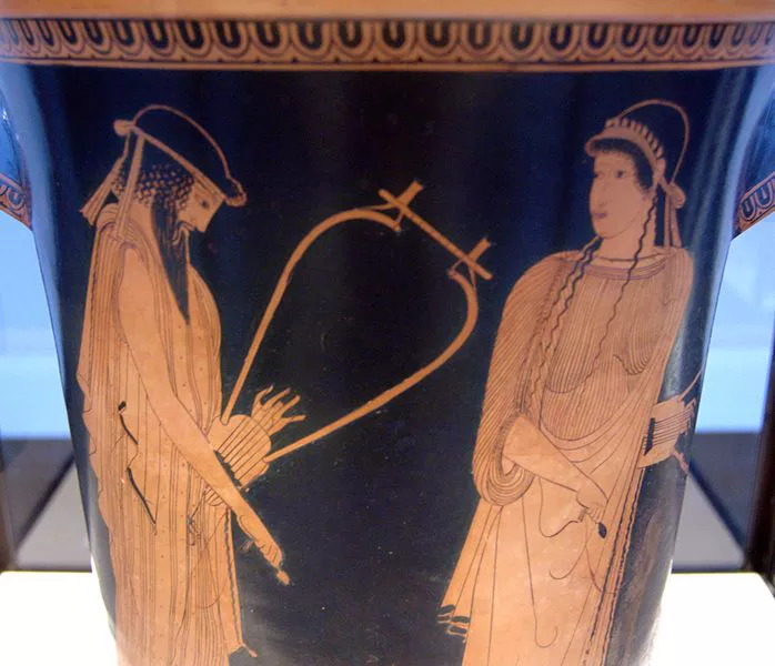 Alcaeus and Sappho, Attic red-figure kalathos, c. 470 B.C., Staatliche Antikensammlungen