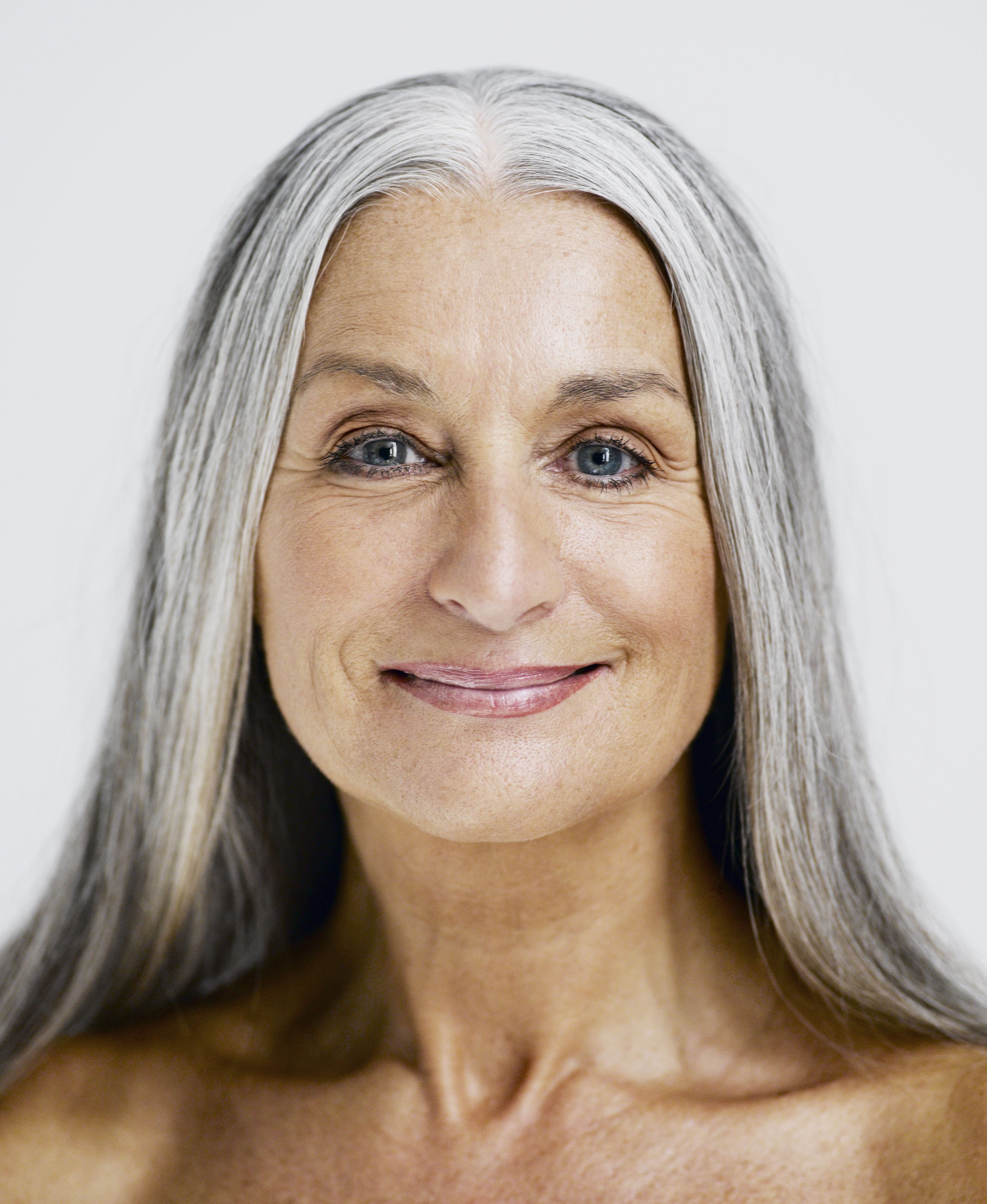 14 How should a 65 year old woman wear her hair for mens