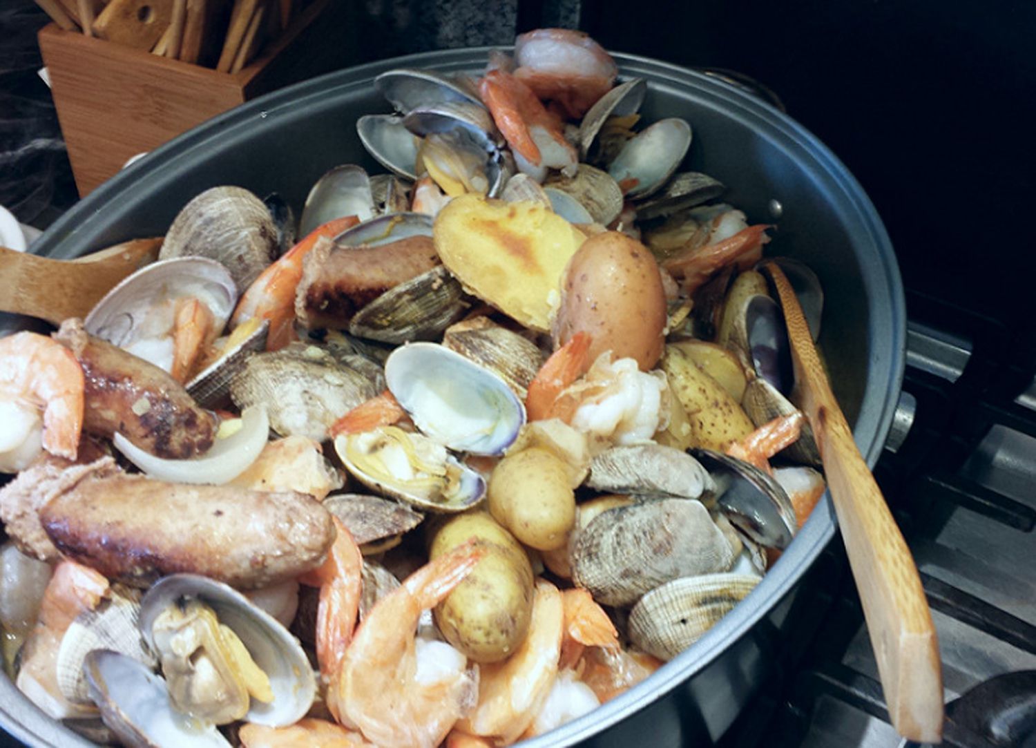 How To Have A Proper Clambake