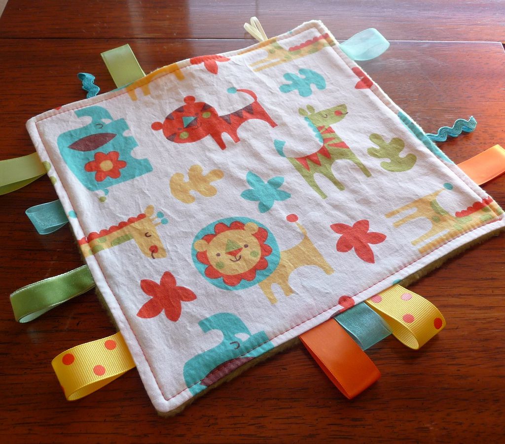 baby-tag-blankets-free-sewing-patterns