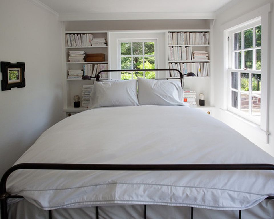 Ways to Make a Small Bedroom Look Bigger