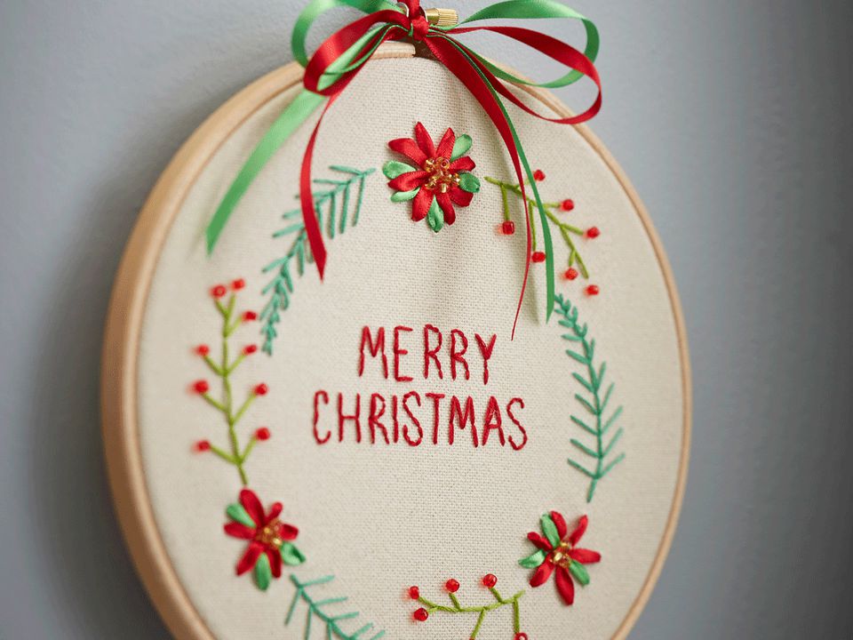 10 Free Christmas Hand Embroidery Patterns